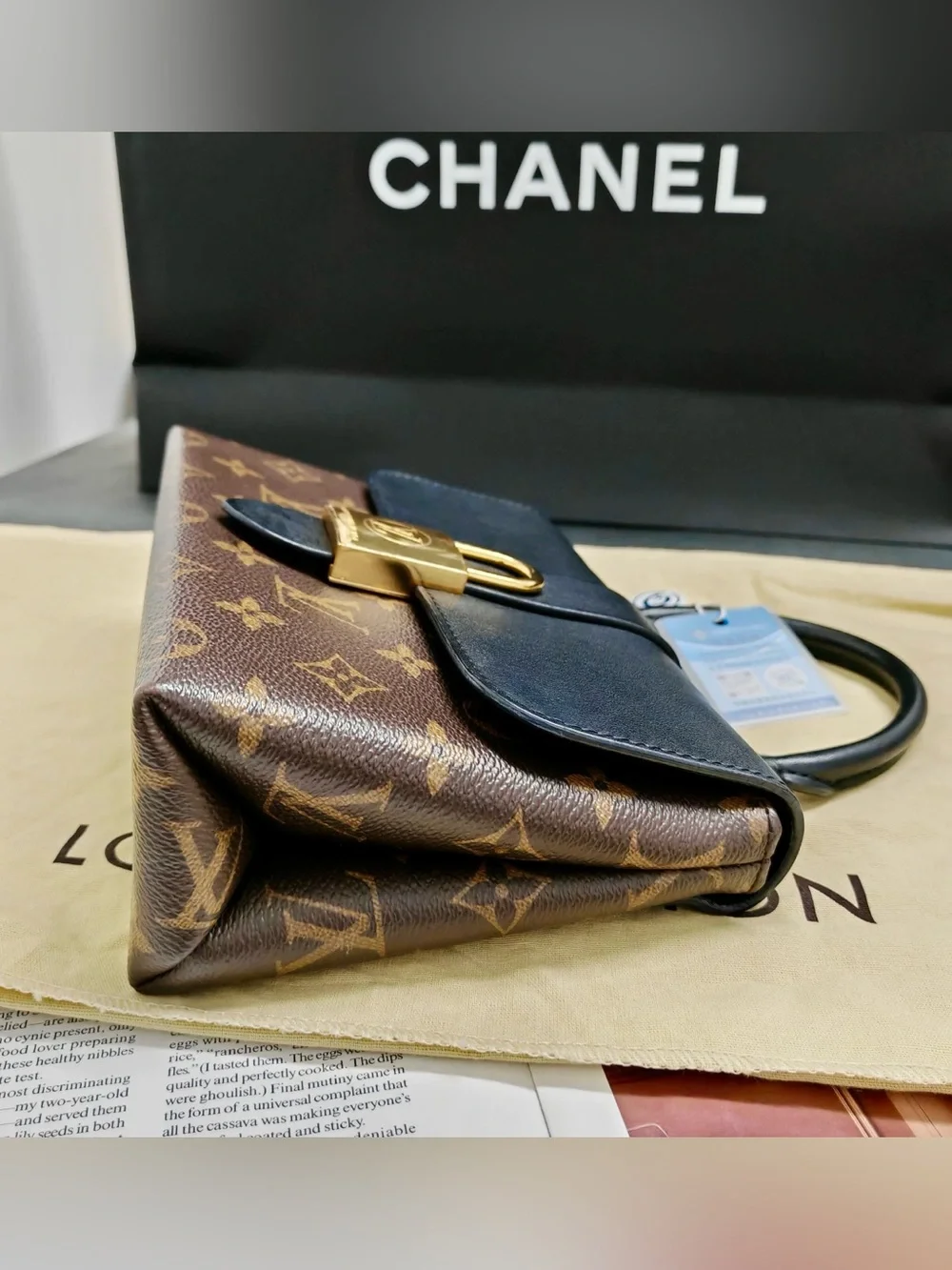 🖤 Louis Vuitton Locky BB 🖤with strap and dust bag - Picture 8 of 14